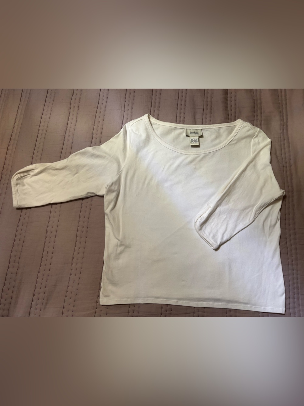 Neiman Marcus White 3/4” Sleeve Scoop Neck Tee